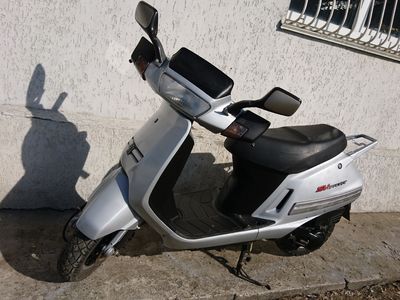 Peugeot sv 80(Honda lead 90)