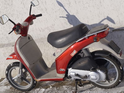 Piaggio Free